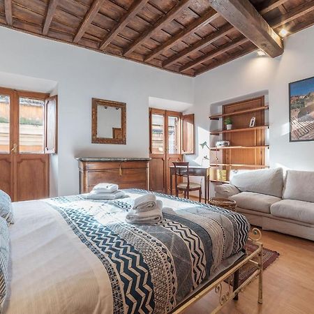 Montecitorio & Pantheon Stylish Flat Daire Roma Dış mekan fotoğraf